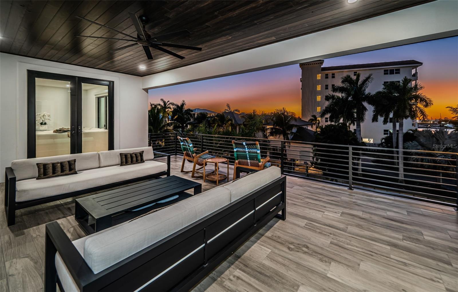 218 SYDNEY LN, REDINGTON SHORES, FL, 33708