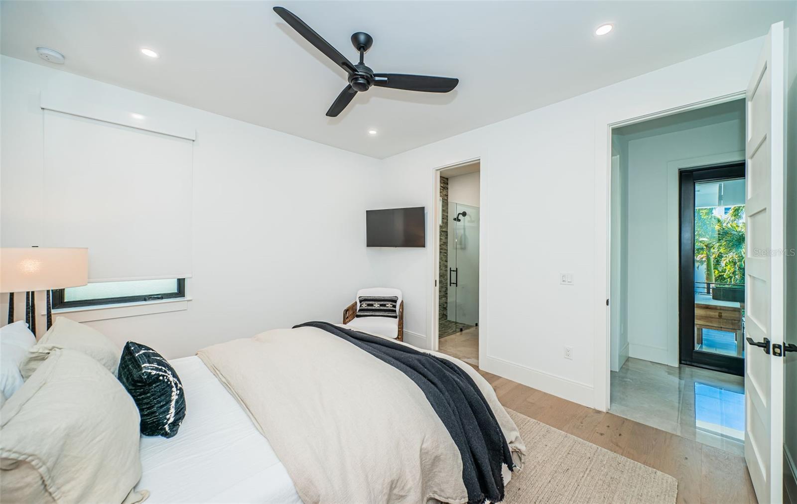 218 SYDNEY LN, REDINGTON SHORES, FL, 33708