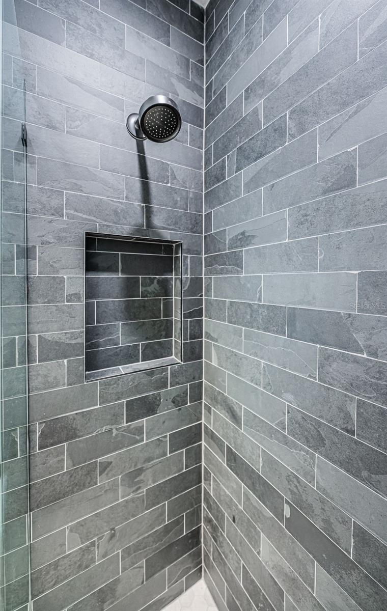 218 SYDNEY LN, REDINGTON SHORES, FL, 33708