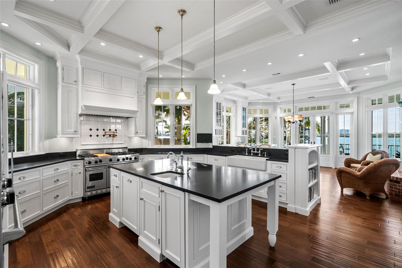 A4679384 Property Photo