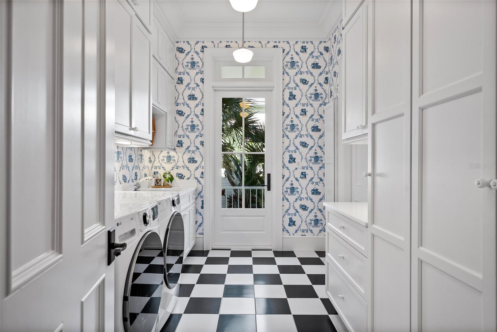 A4679384 Property Photo