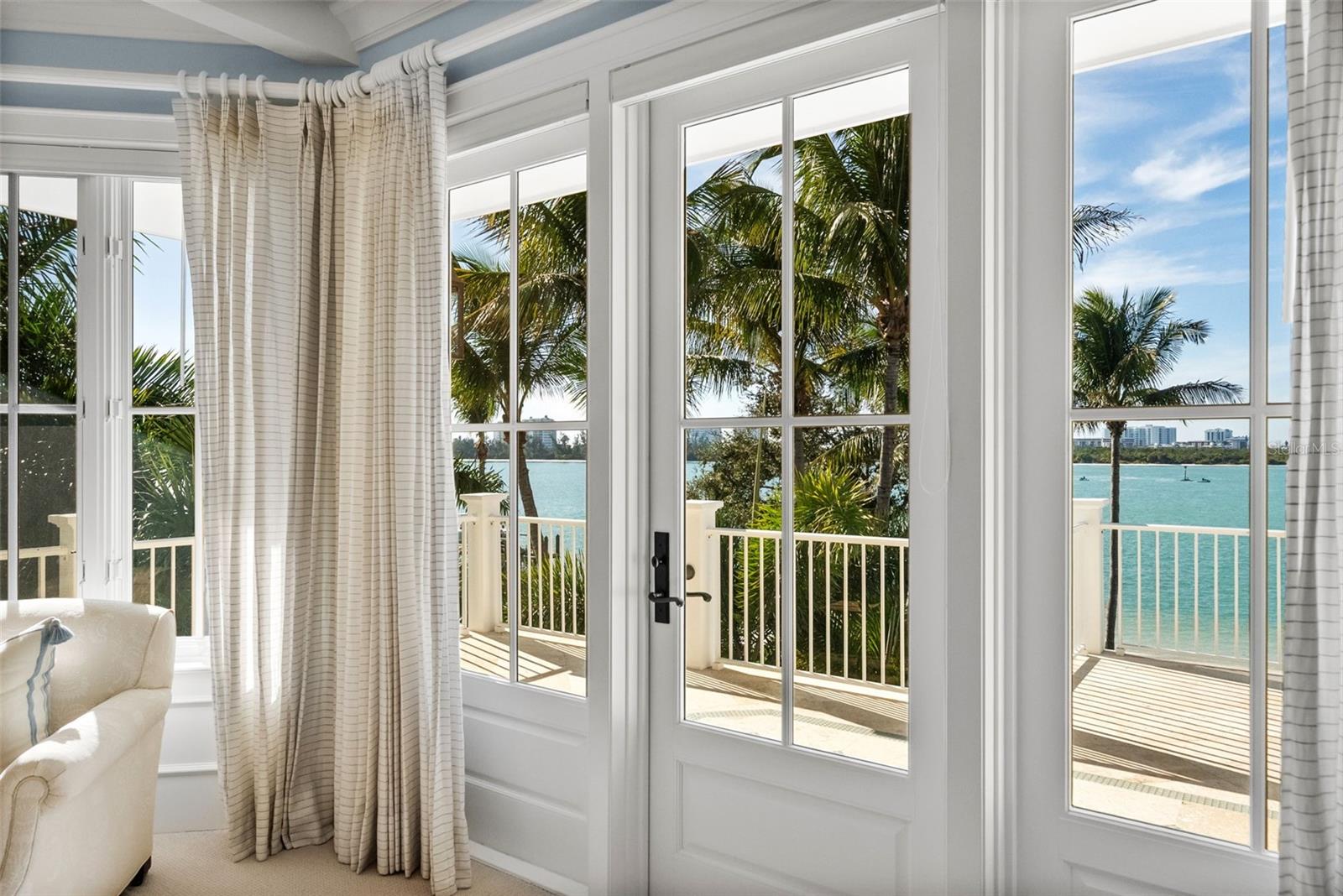 A4679384 Property Photo