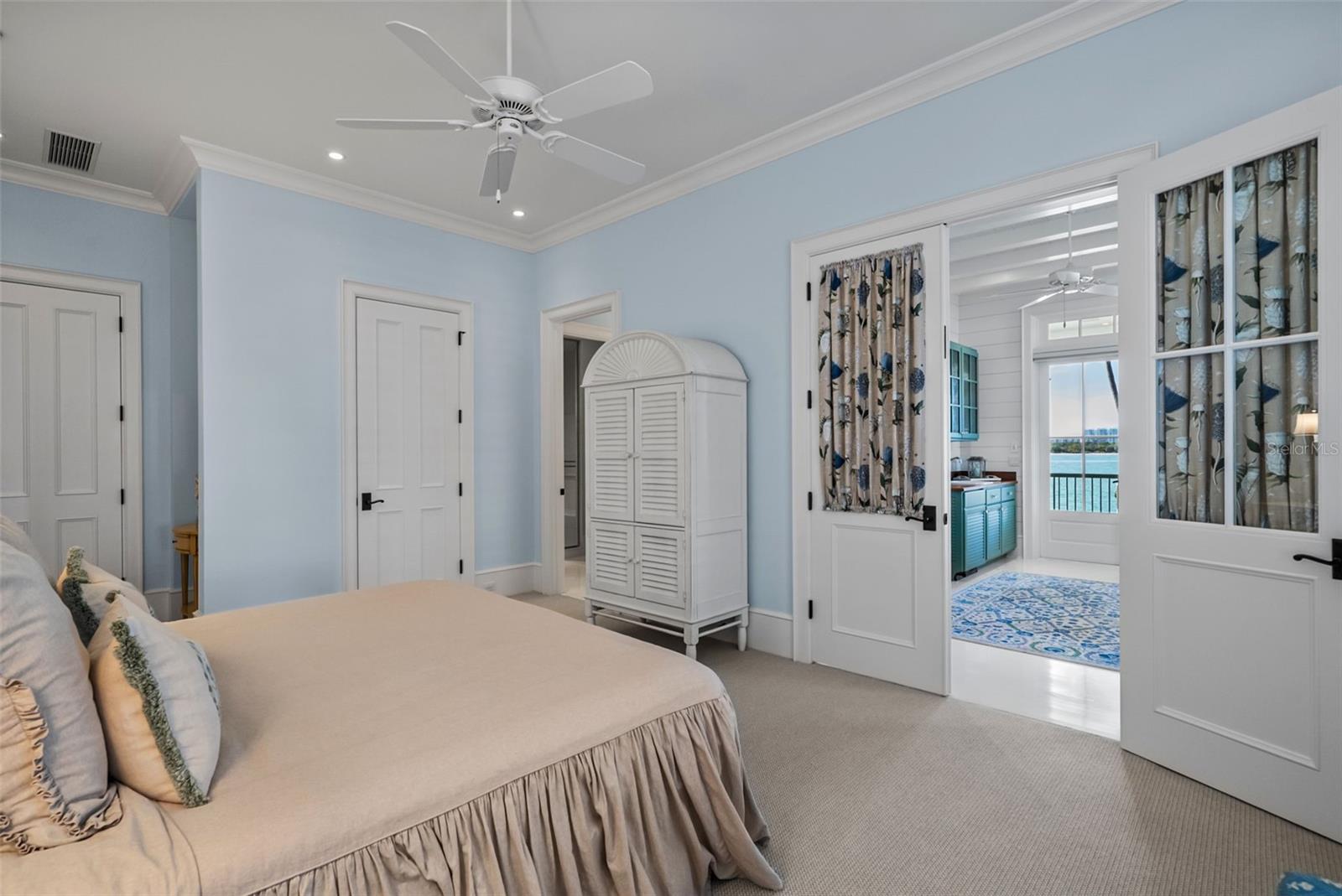 A4679384 Property Photo