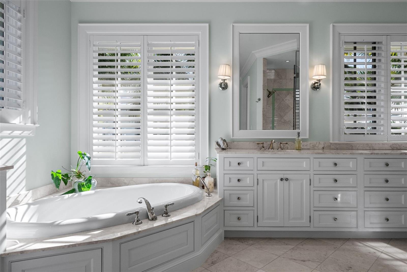 A4679384 Property Photo