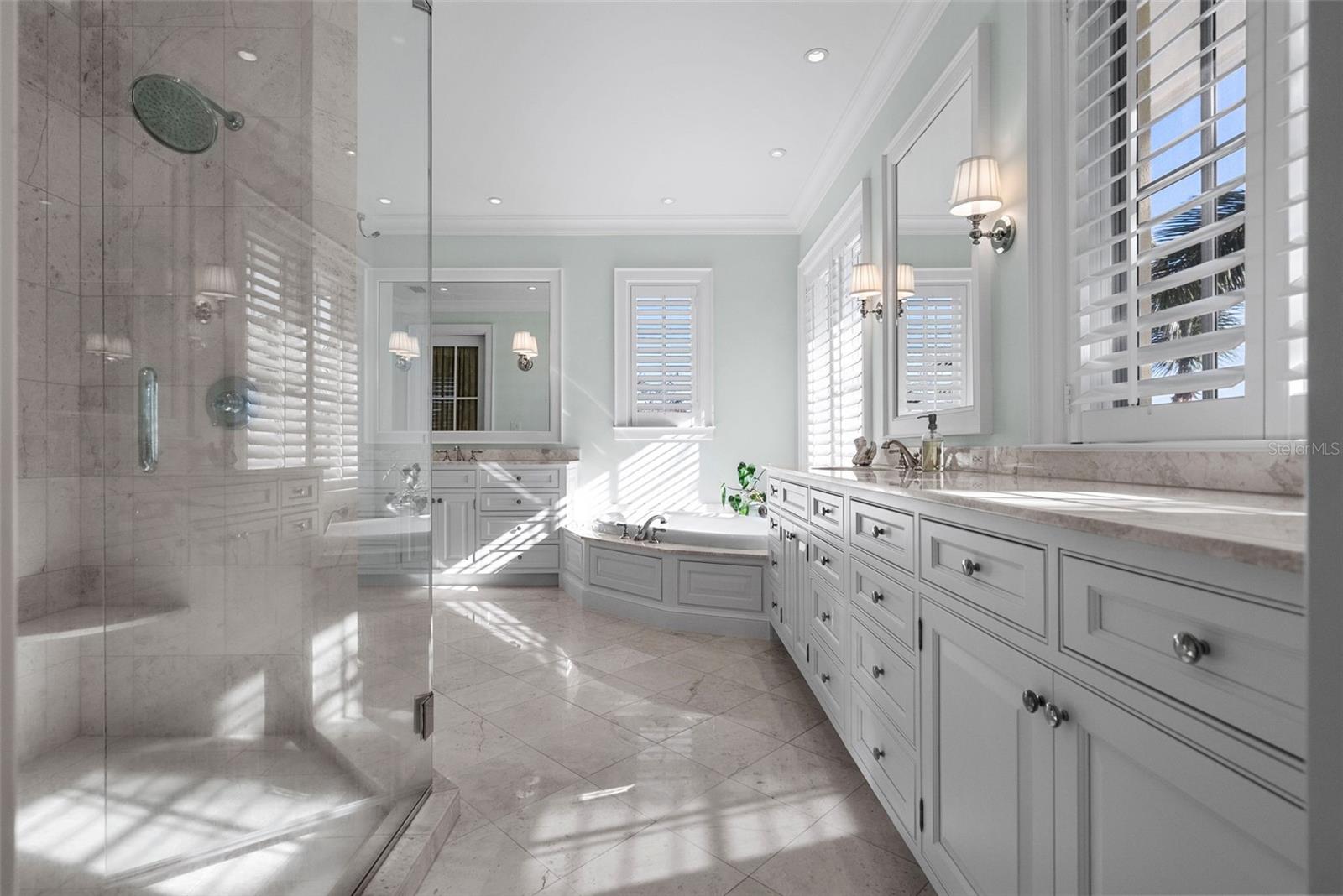 A4679384 Property Photo