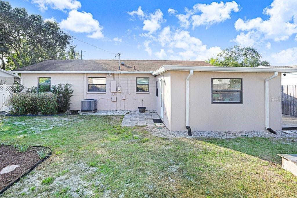 8509 FOXCROFT DR, TAMPA, FL, 33615