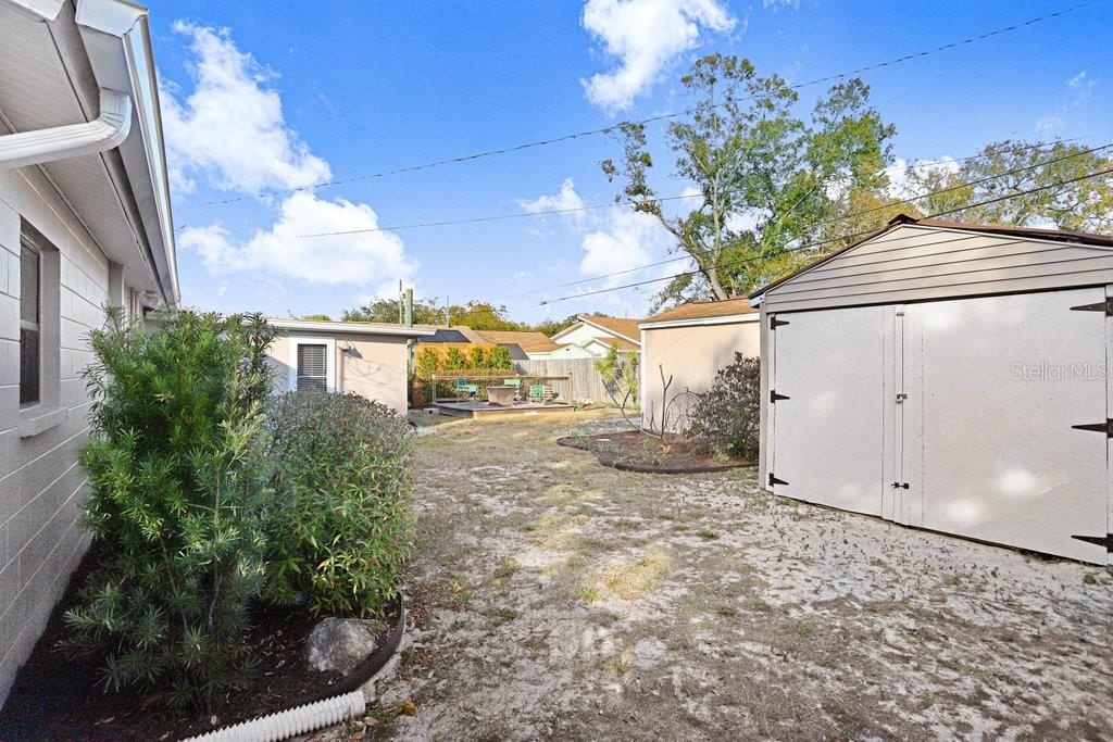 8509 FOXCROFT DR, TAMPA, FL, 33615