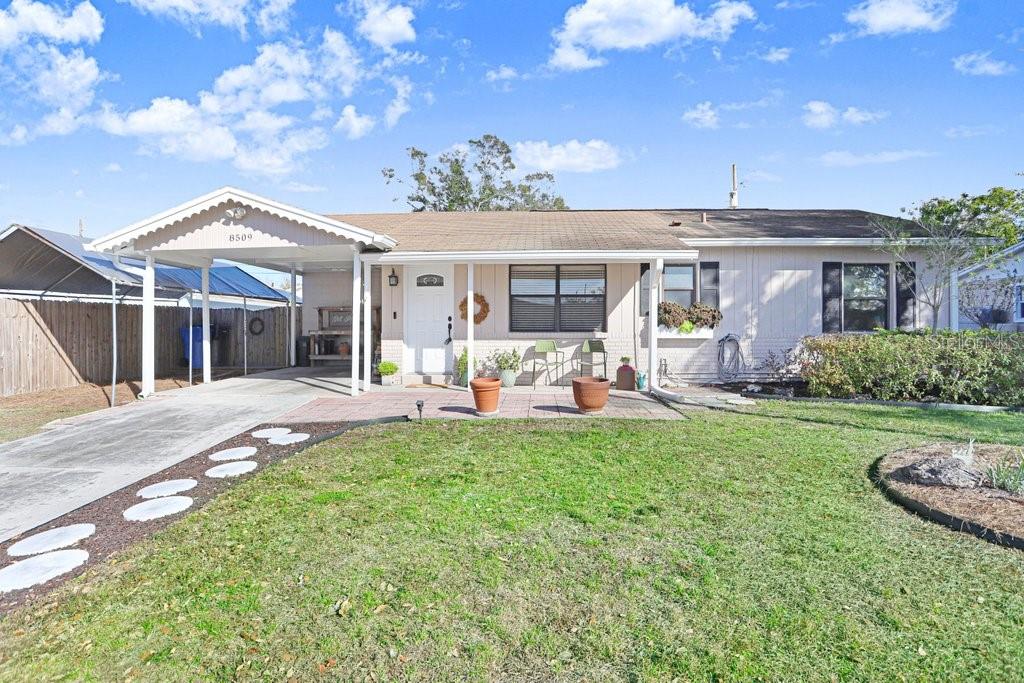 8509 FOXCROFT DR, TAMPA, FL, 33615