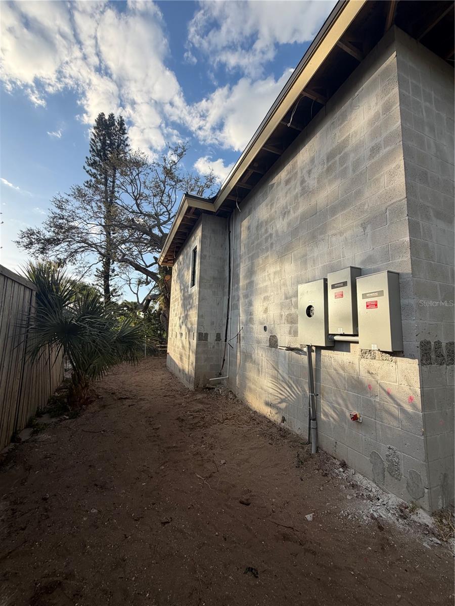 A4679392 Property Photo