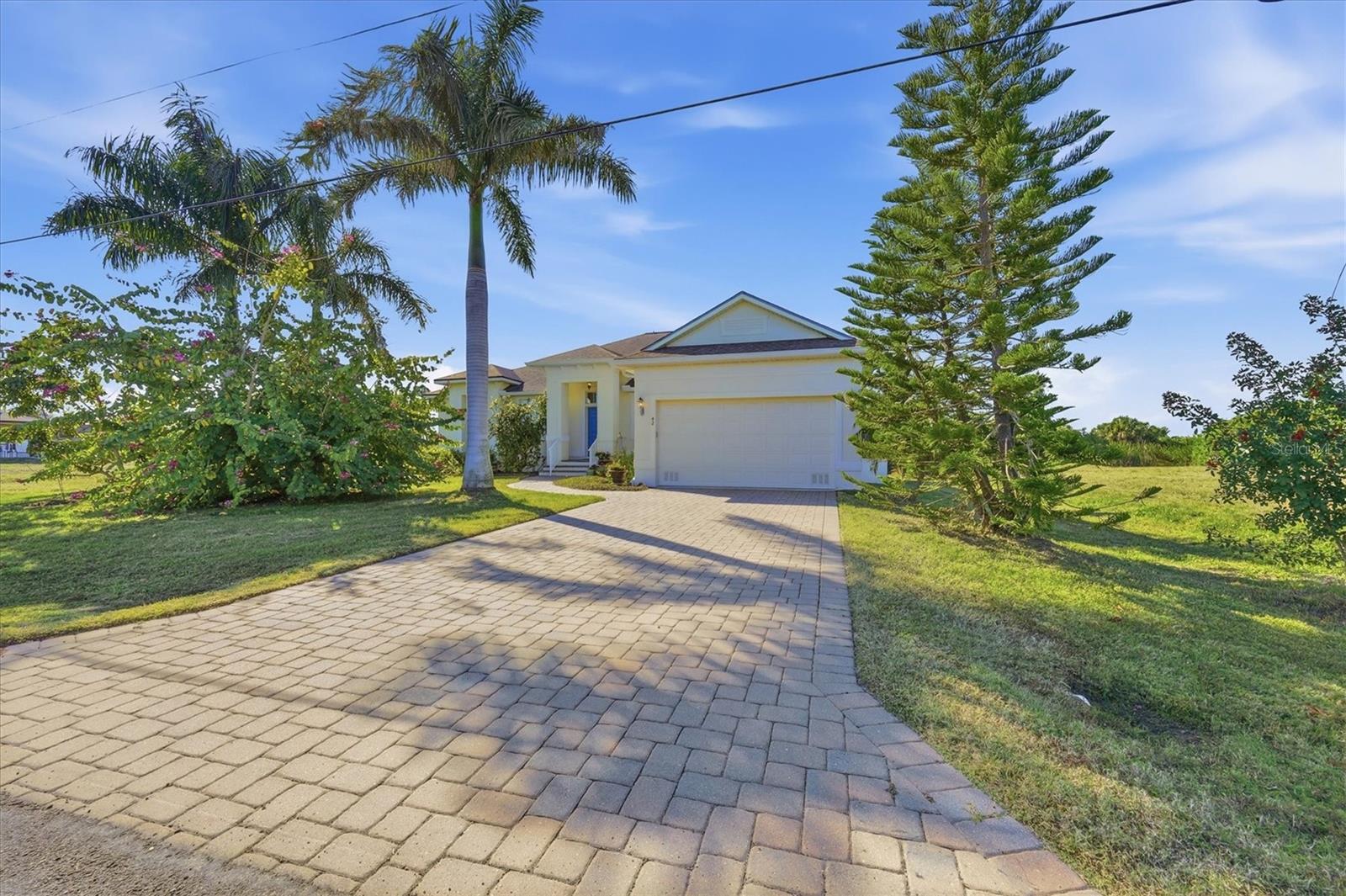 42 PINE VALLEY PL, ROTONDA WEST, FL, 33947