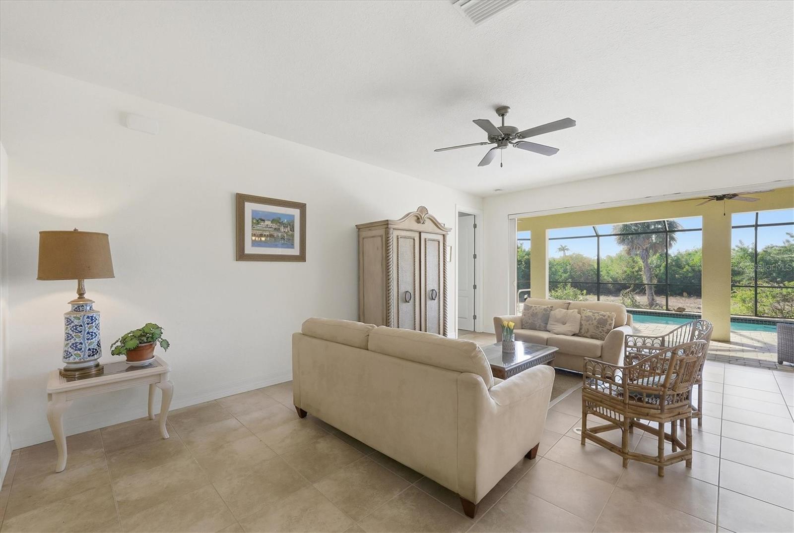 42 PINE VALLEY PL, ROTONDA WEST, FL, 33947