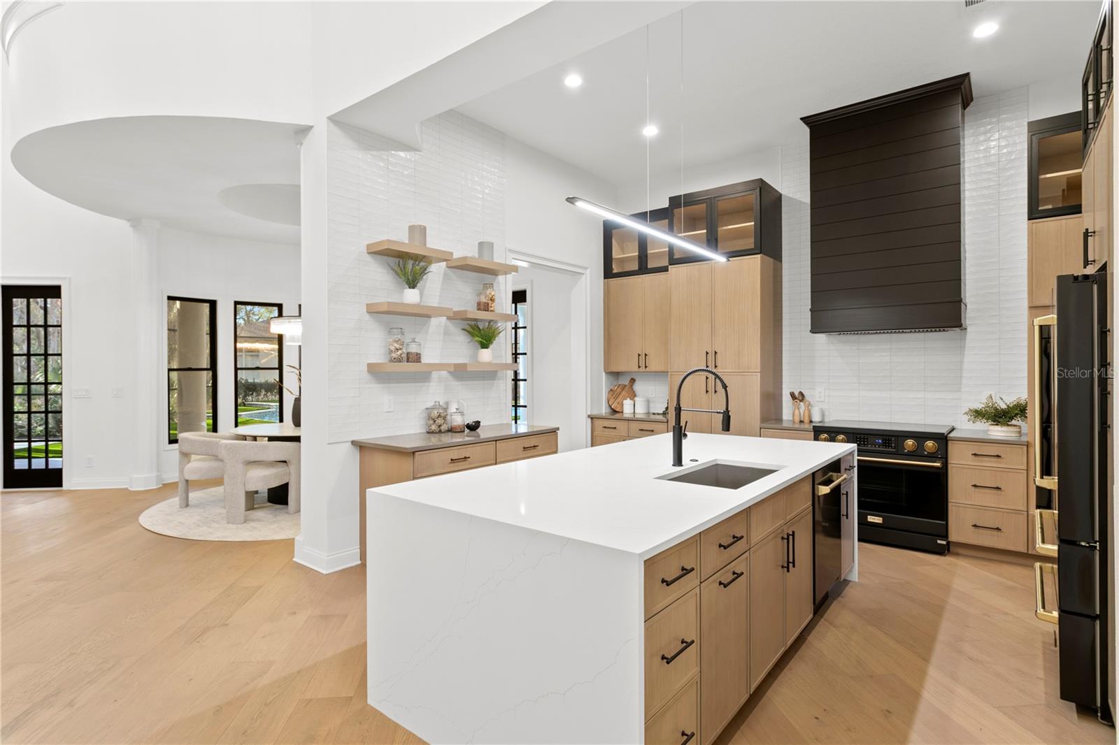 TB8467542 Property Photo