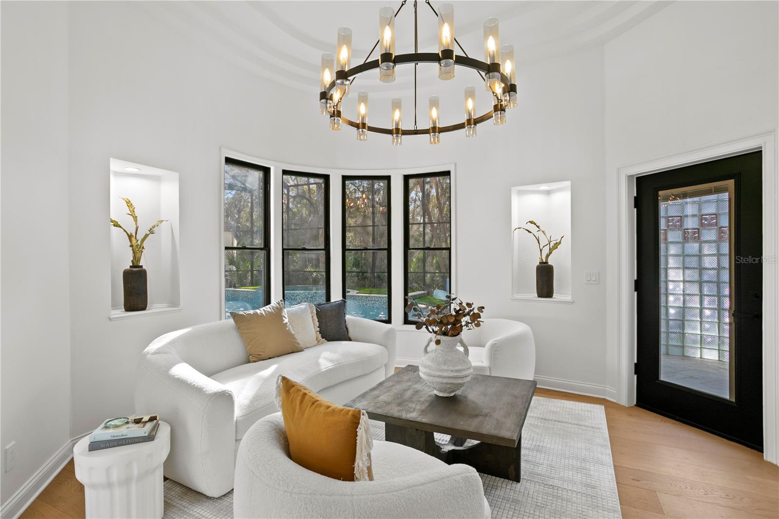 TB8467542 Property Photo