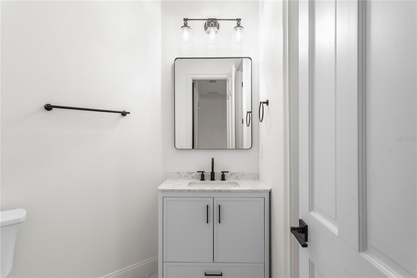 TB8467542 Property Photo