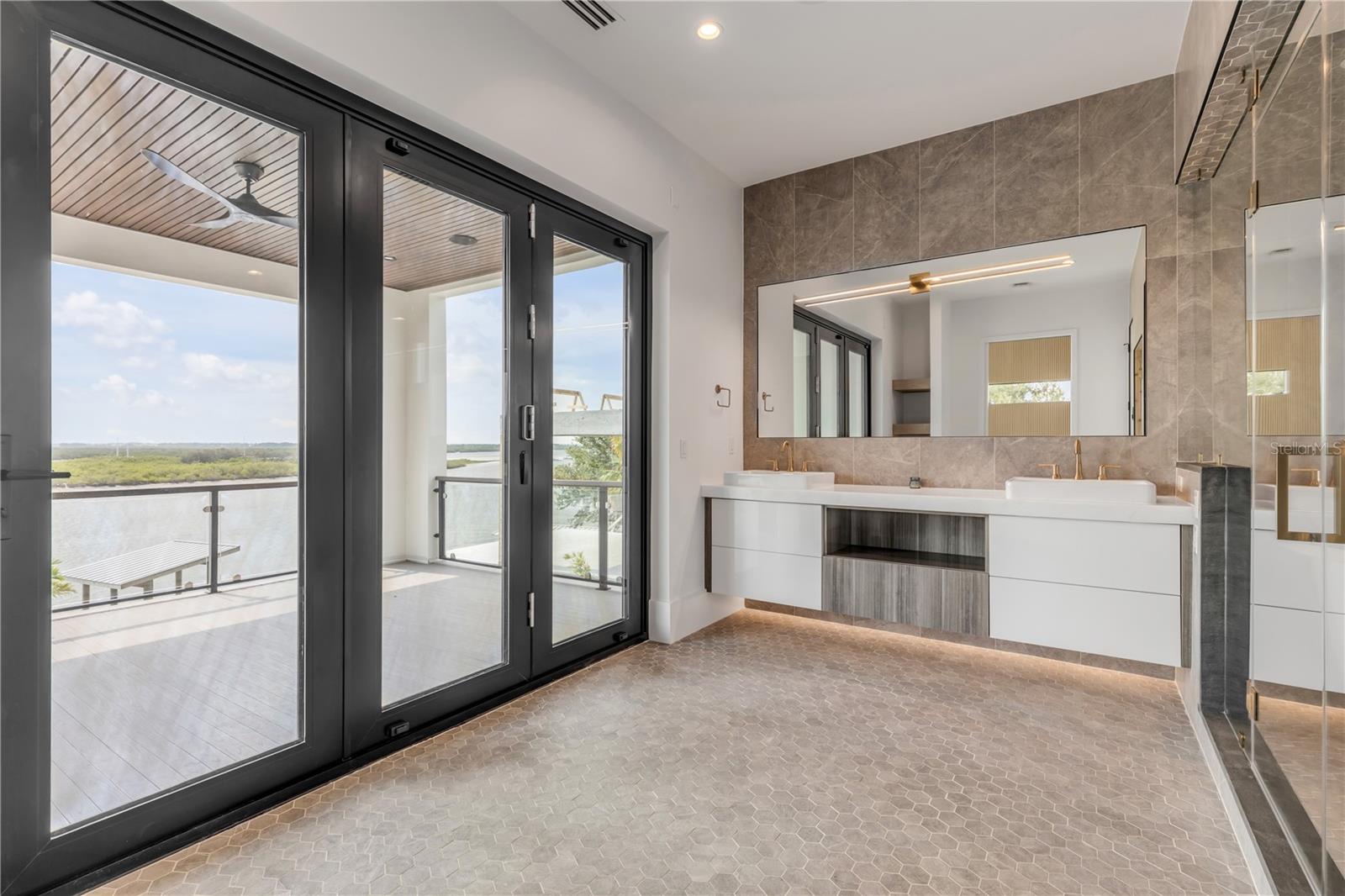 NS1087119 Property Photo