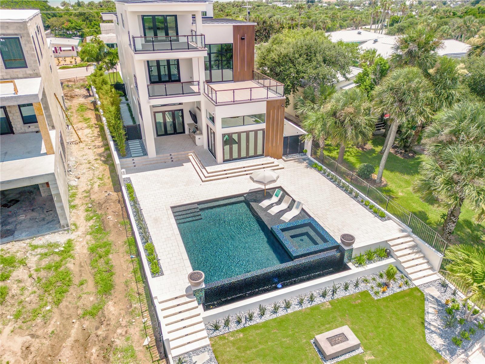 NS1087119 Property Photo