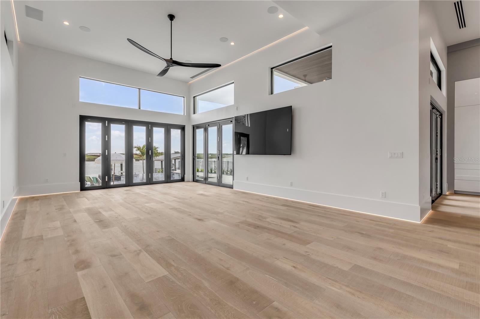 NS1087119 Property Photo