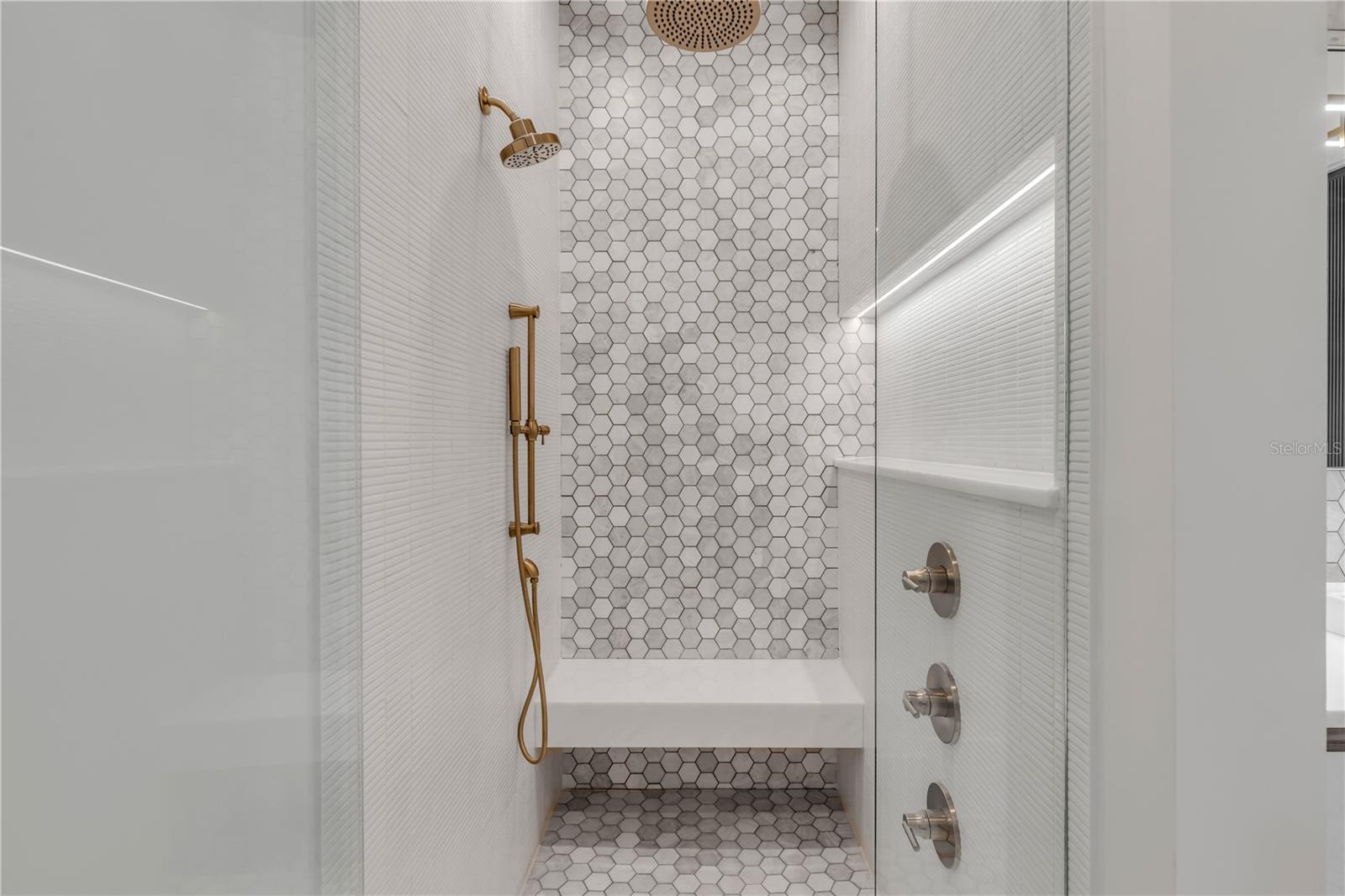 NS1087119 Property Photo