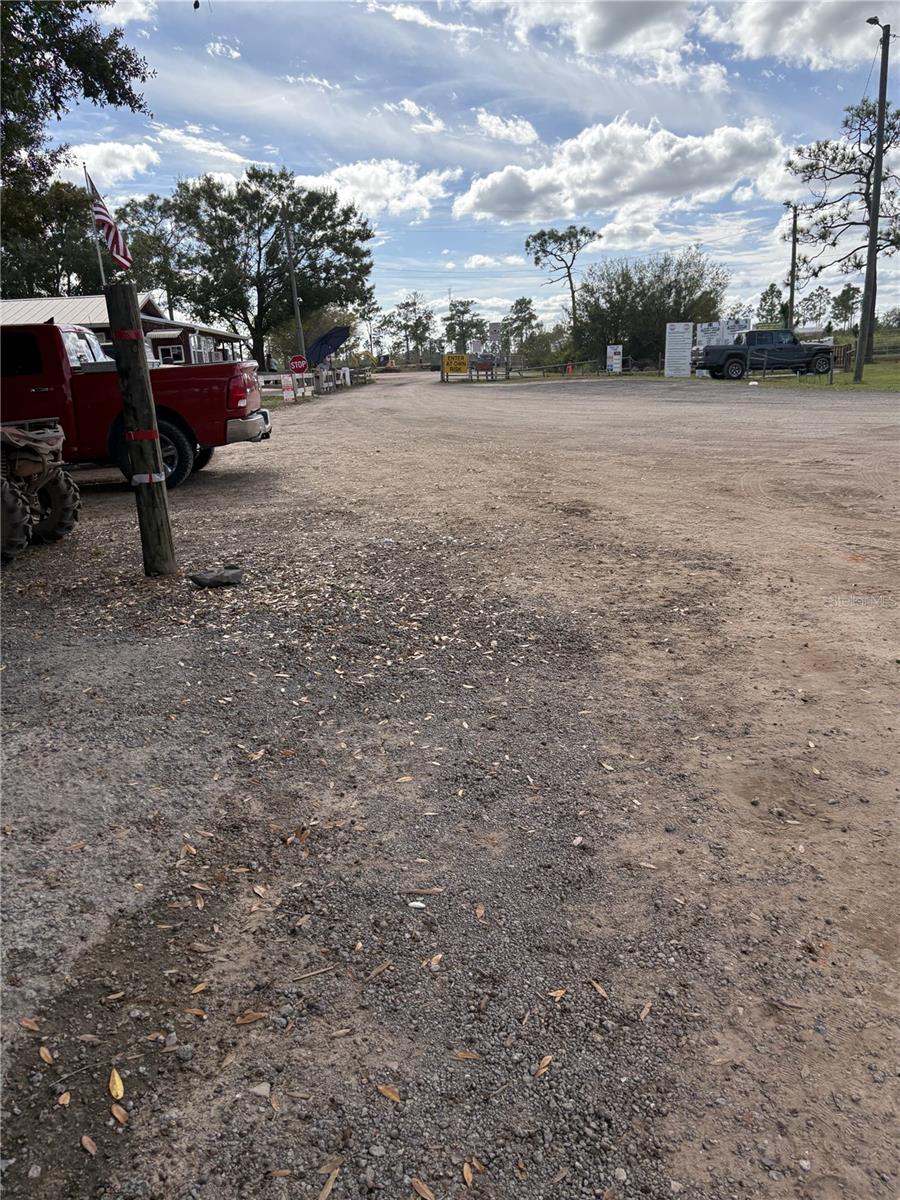 FROSTPROOF, FL, 33843