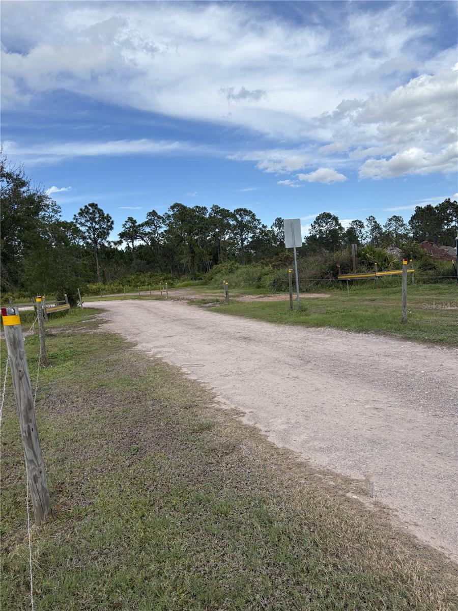 FROSTPROOF, FL, 33843