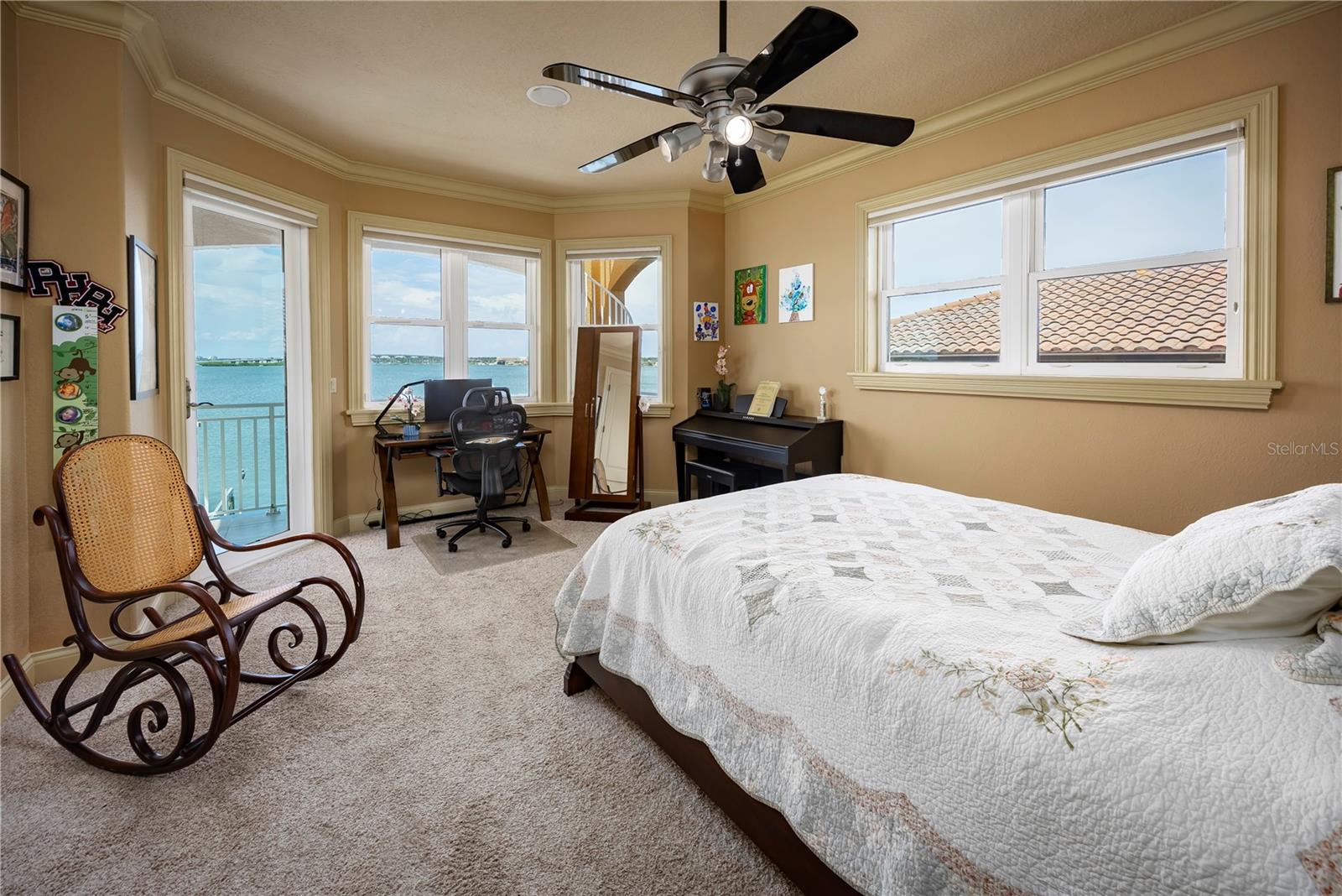 TB8467679 Property Photo