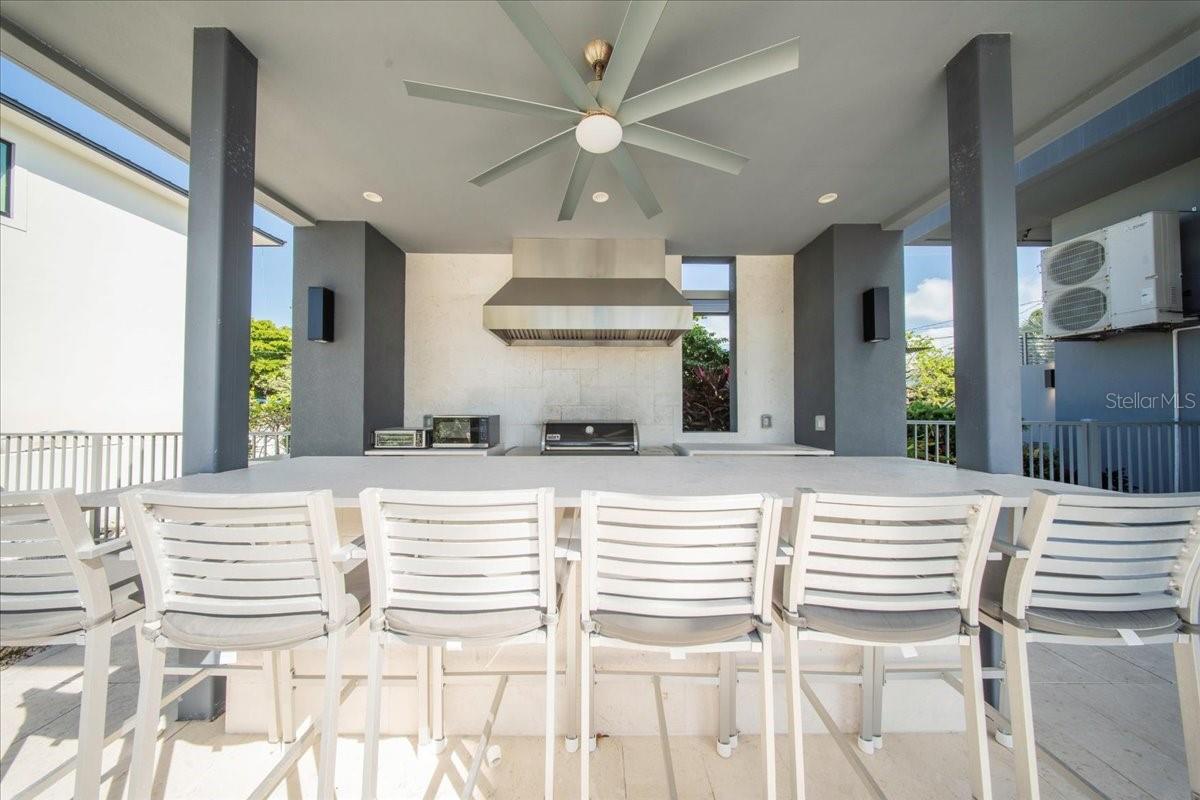 W7882338 Property Photo