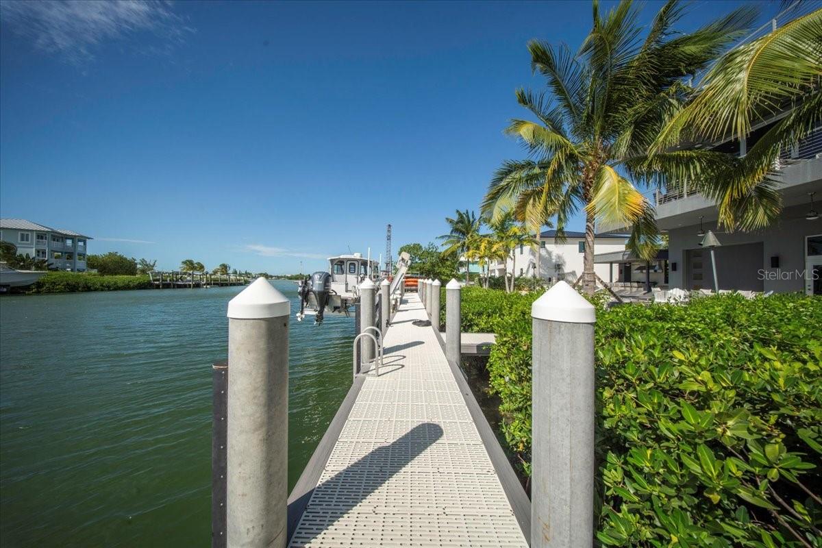 W7882338 Property Photo