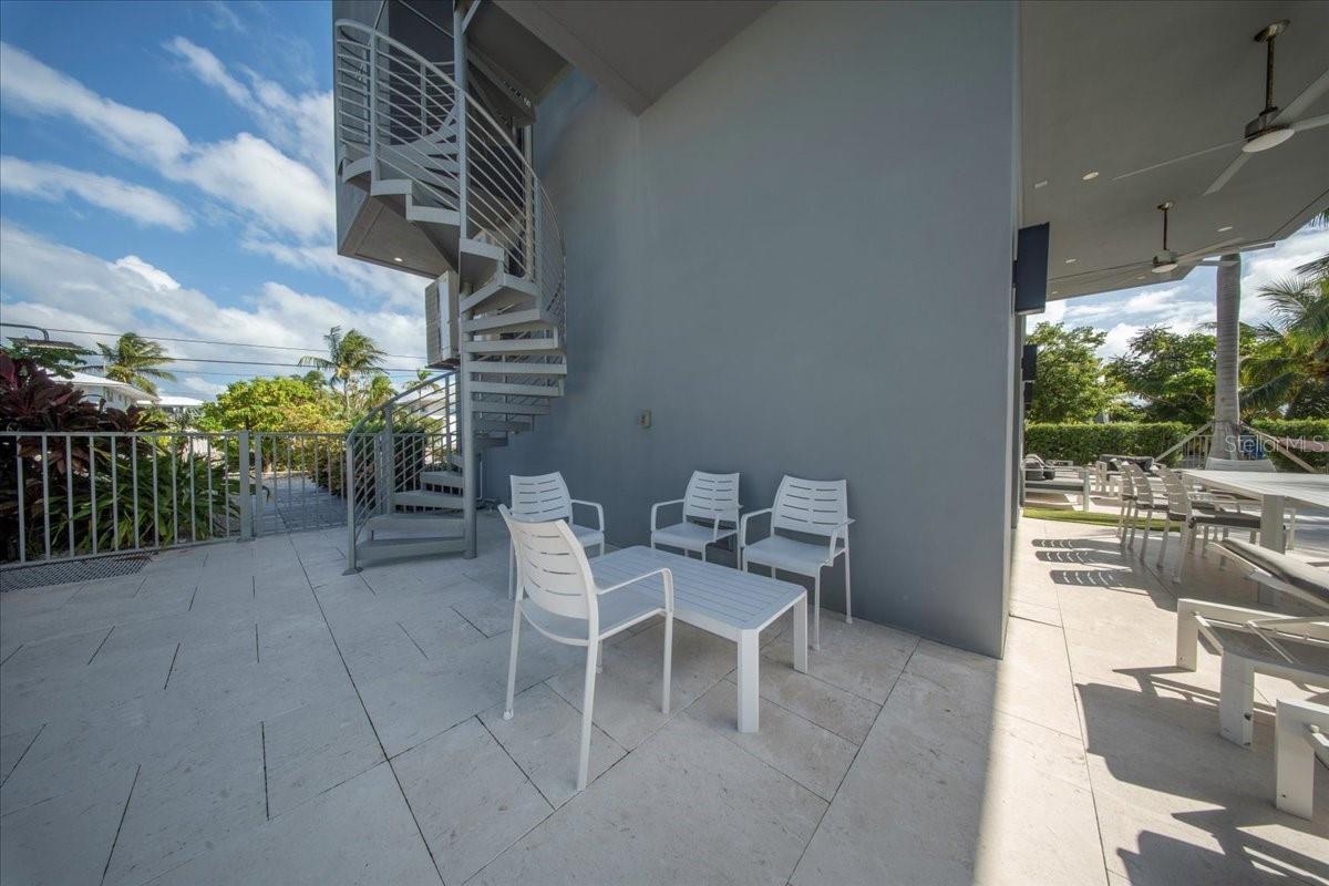 W7882338 Property Photo