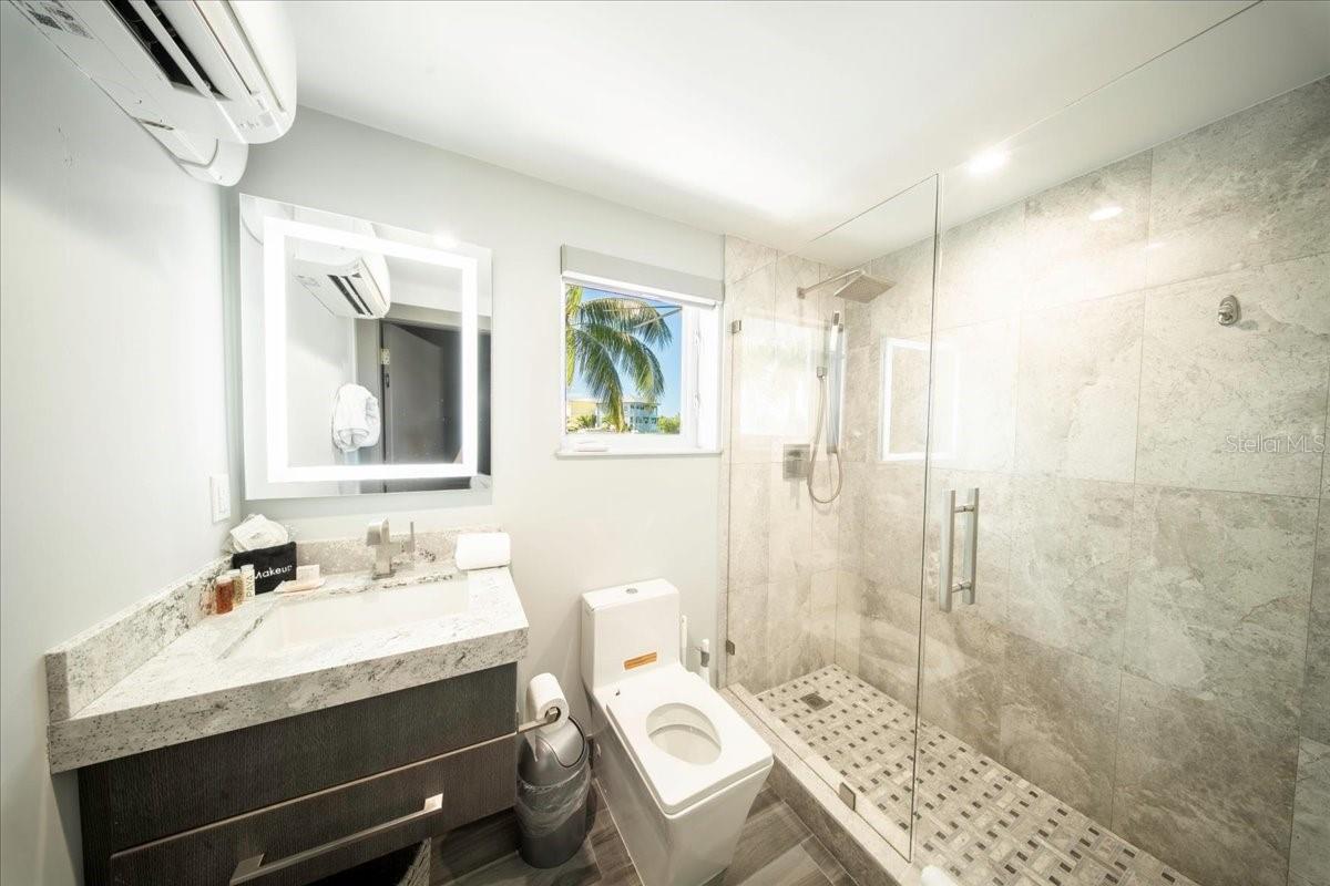 W7882338 Property Photo