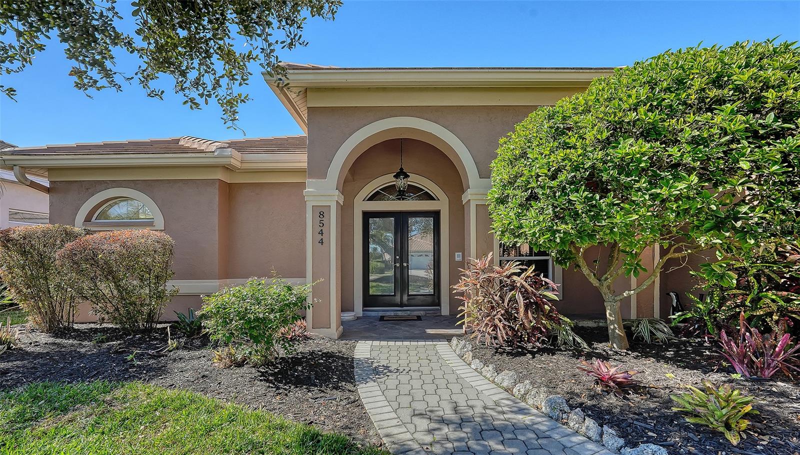 8544 PARK SHORE LN, SARASOTA, FL, 34238
