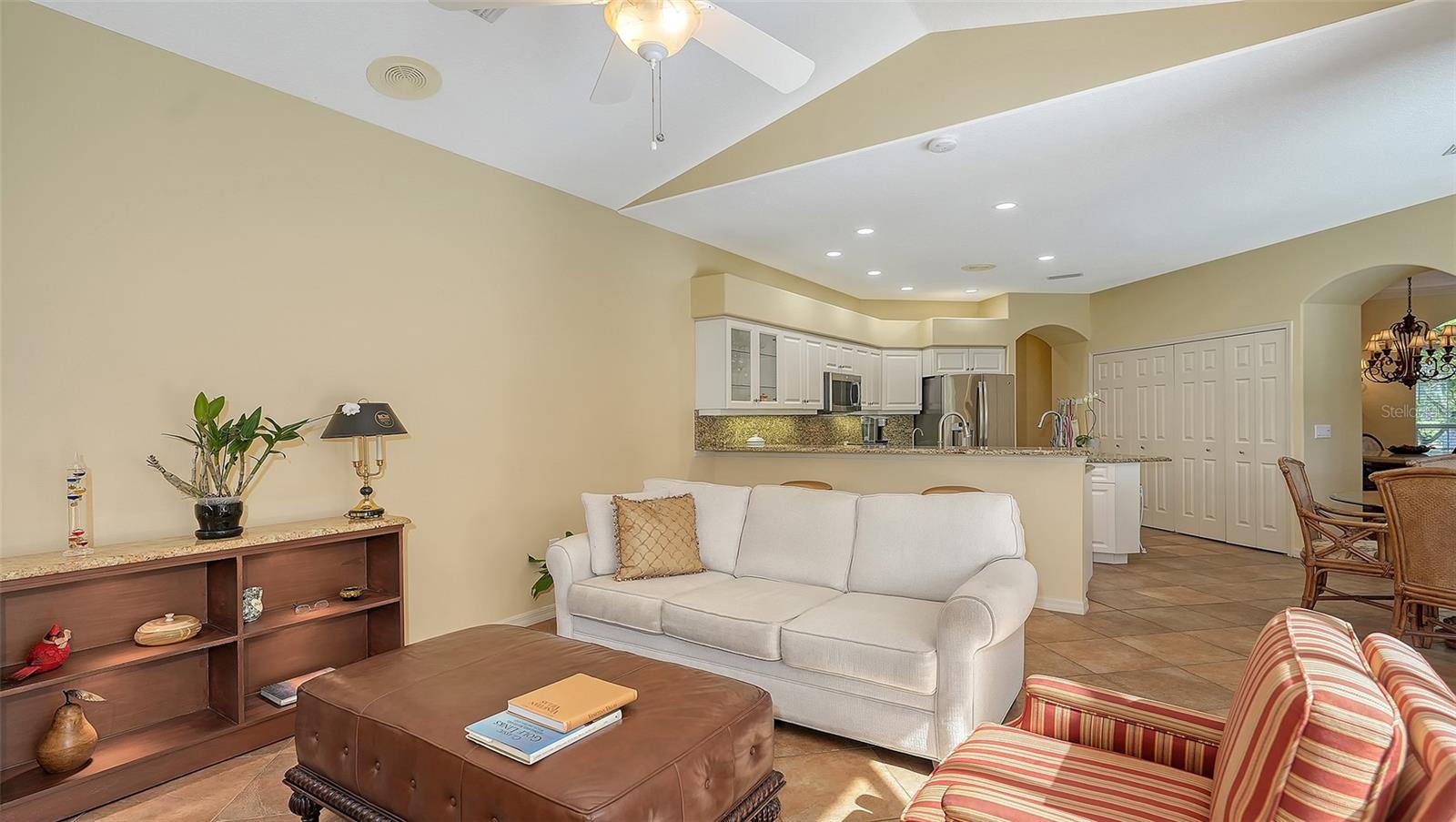 8544 PARK SHORE LN, SARASOTA, FL, 34238