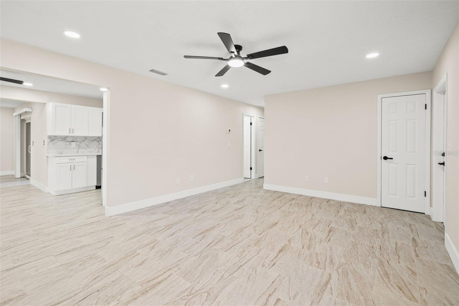 815 SHANGRI LA DR, SEFFNER, FL, 33584