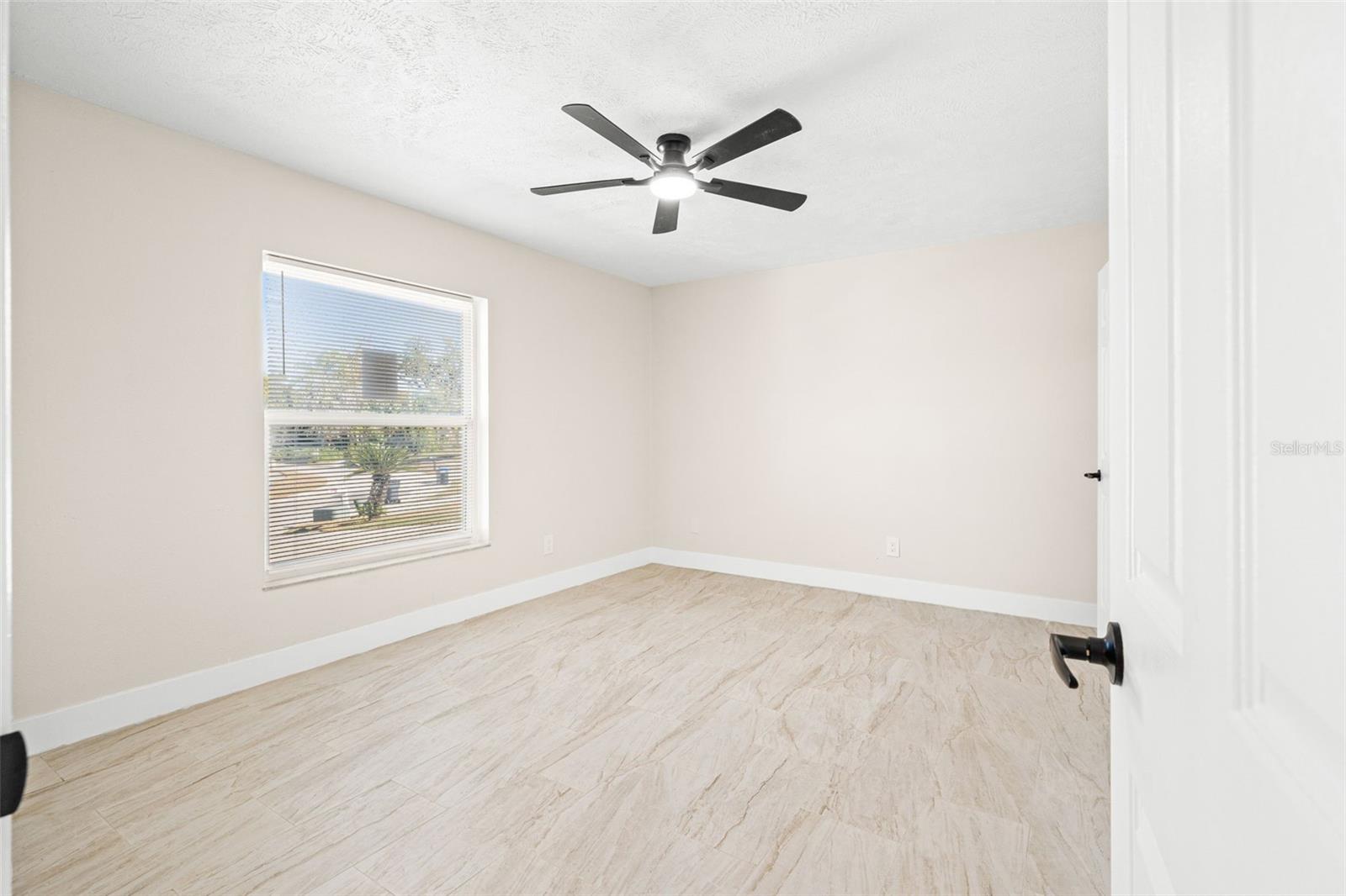 815 SHANGRI LA DR, SEFFNER, FL, 33584