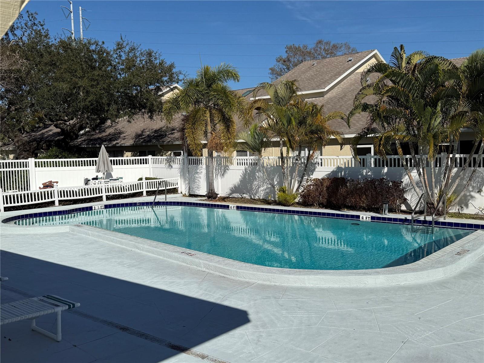 682 GREEN VALLEY RD RD #Apt C-3, PALM HARBOR, FL, 34683