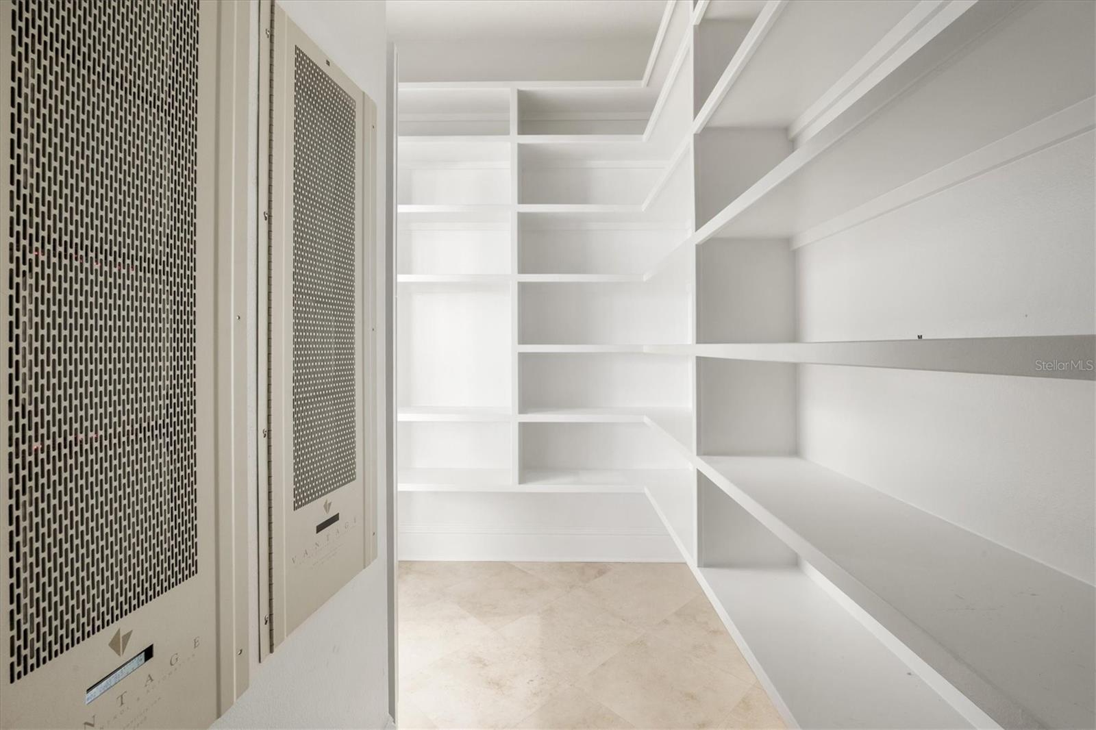 A4679496 Property Photo