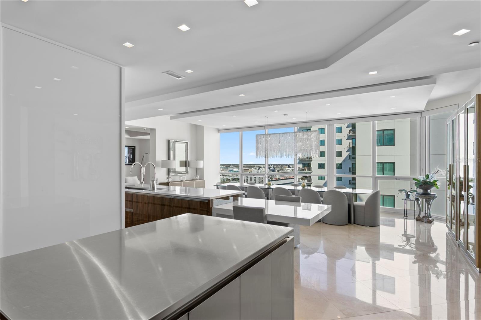 TB8467814 Property Photo