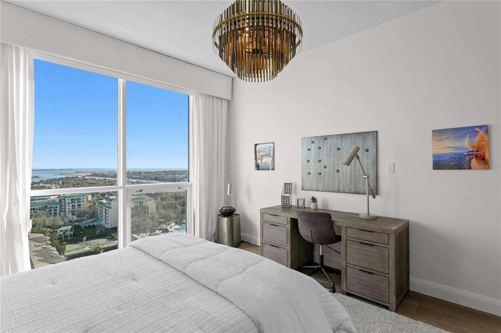 TB8467814 Property Photo