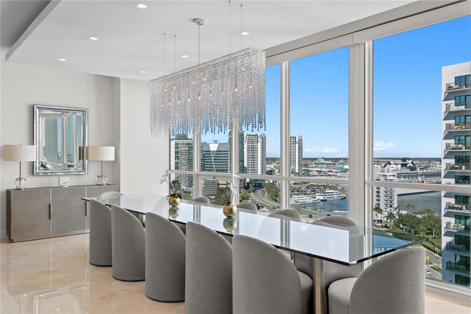 TB8467814 Property Photo