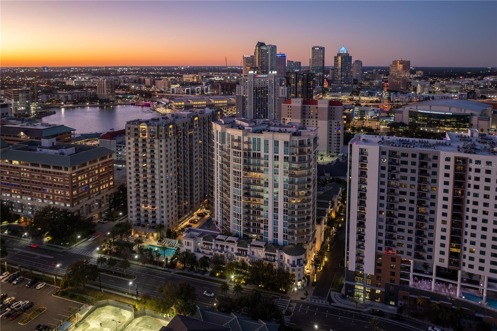 TB8467814 Property Photo