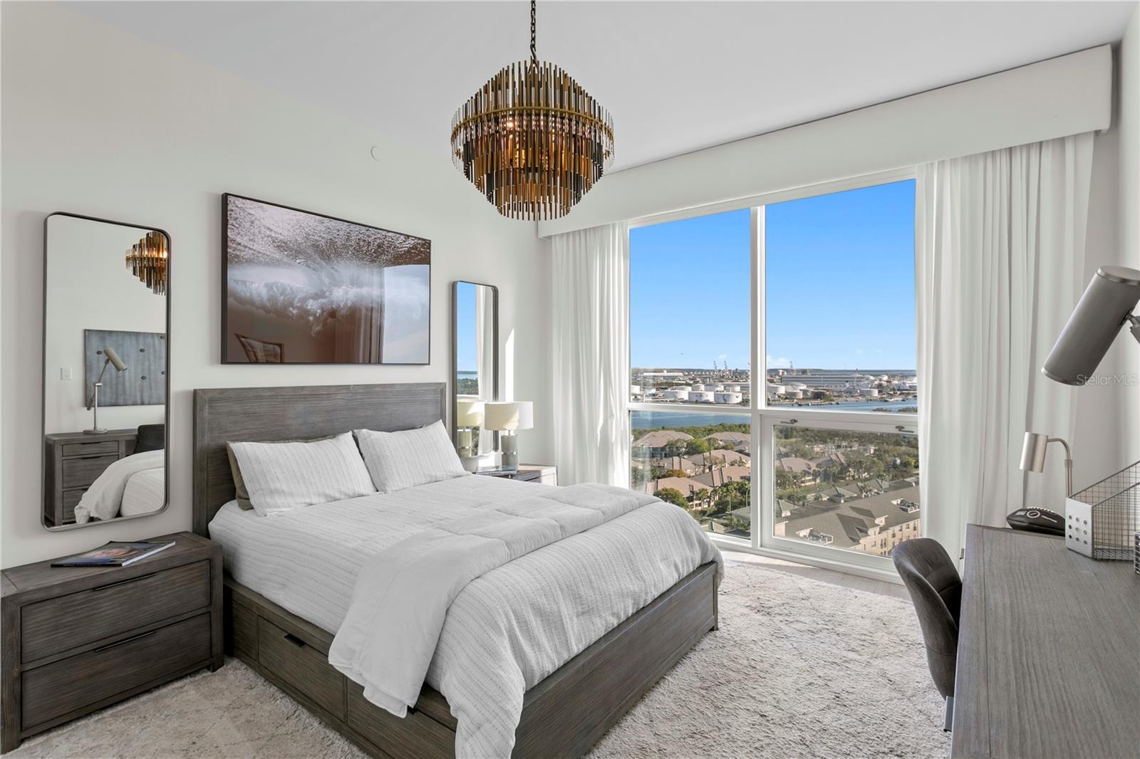 TB8467814 Property Photo