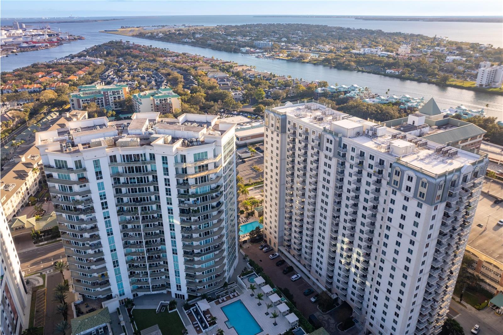 TB8467814 Property Photo