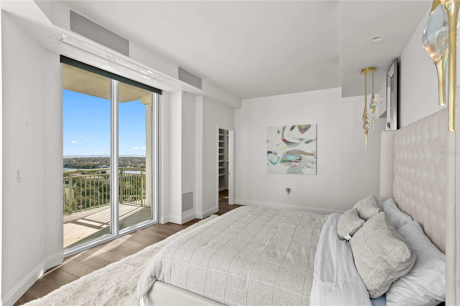 TB8467814 Property Photo