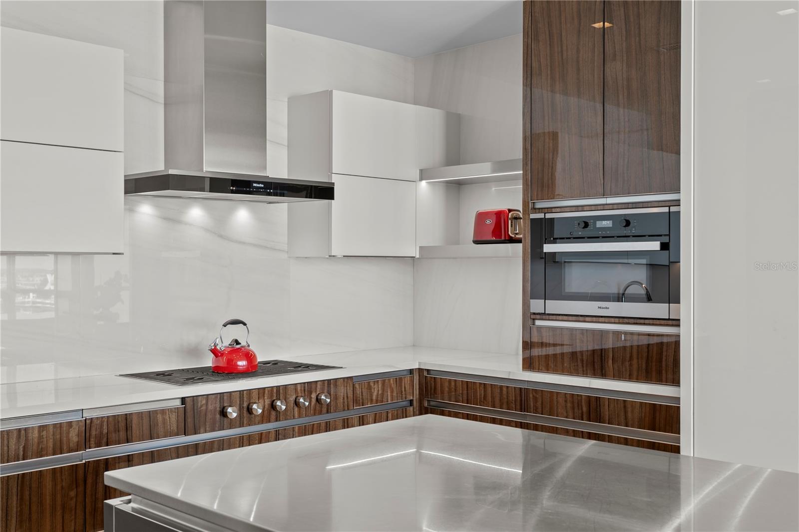 TB8467814 Property Photo