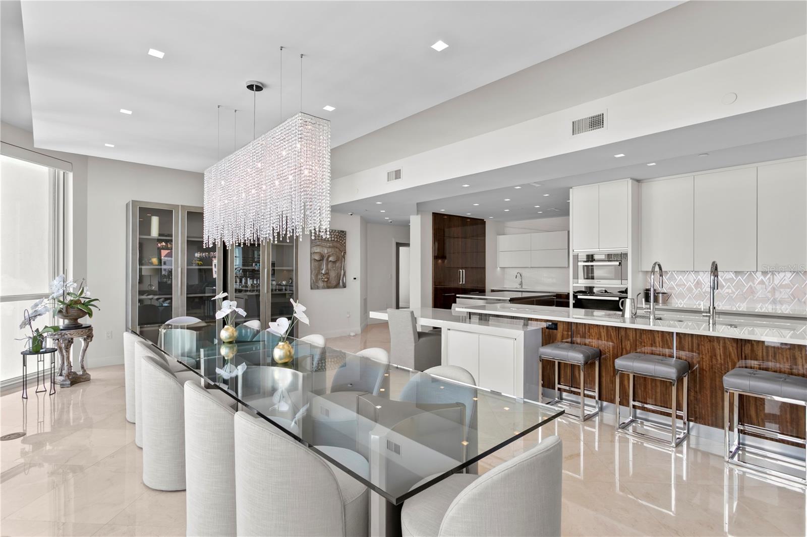 TB8467814 Property Photo