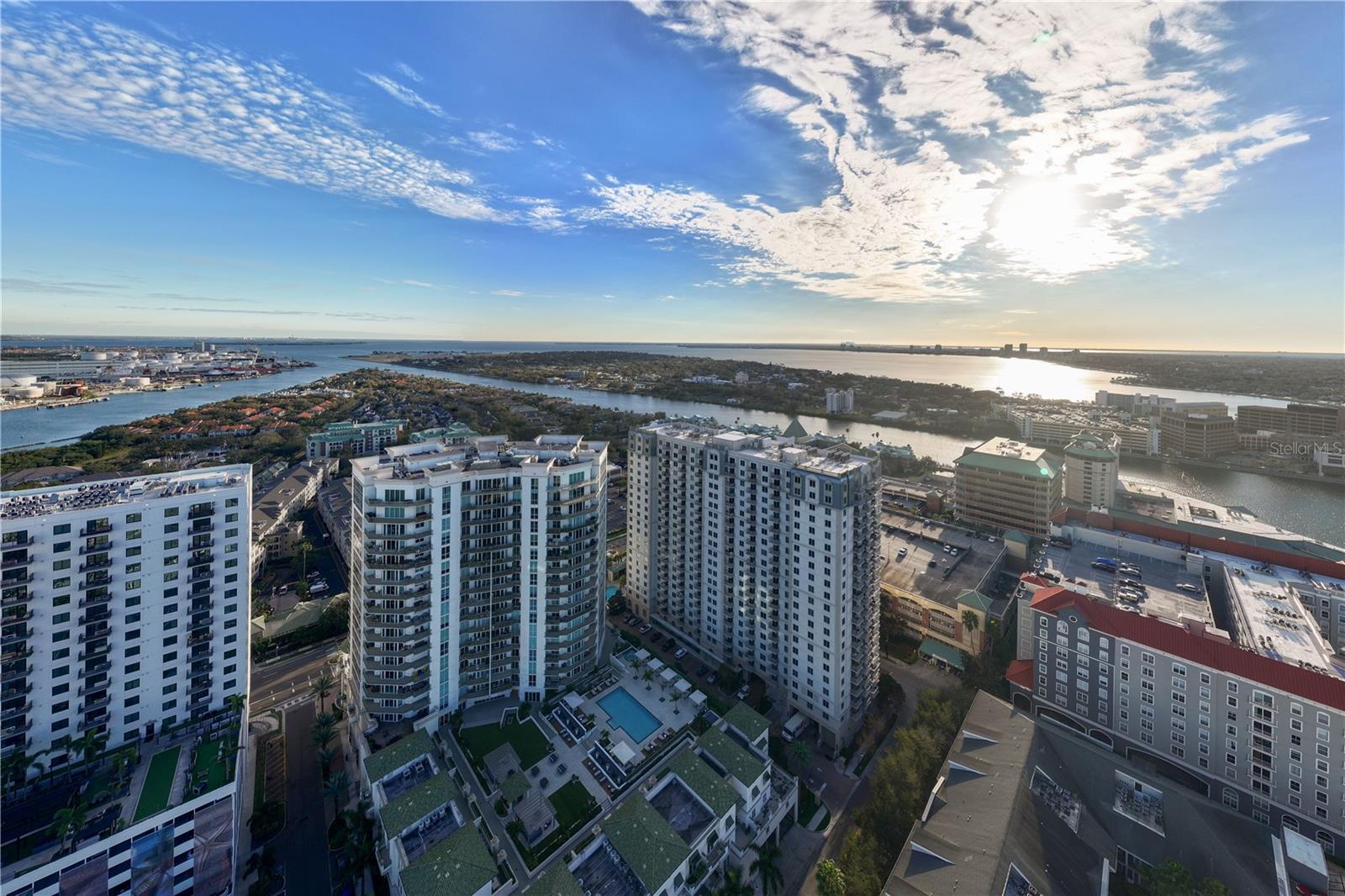 TB8467814 Property Photo