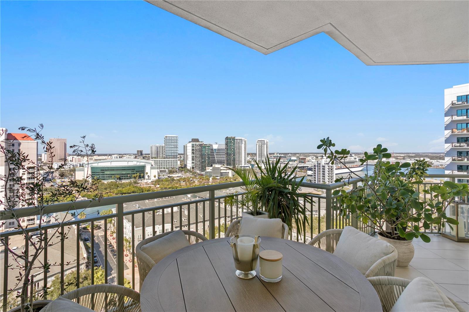 TB8467814 Property Photo