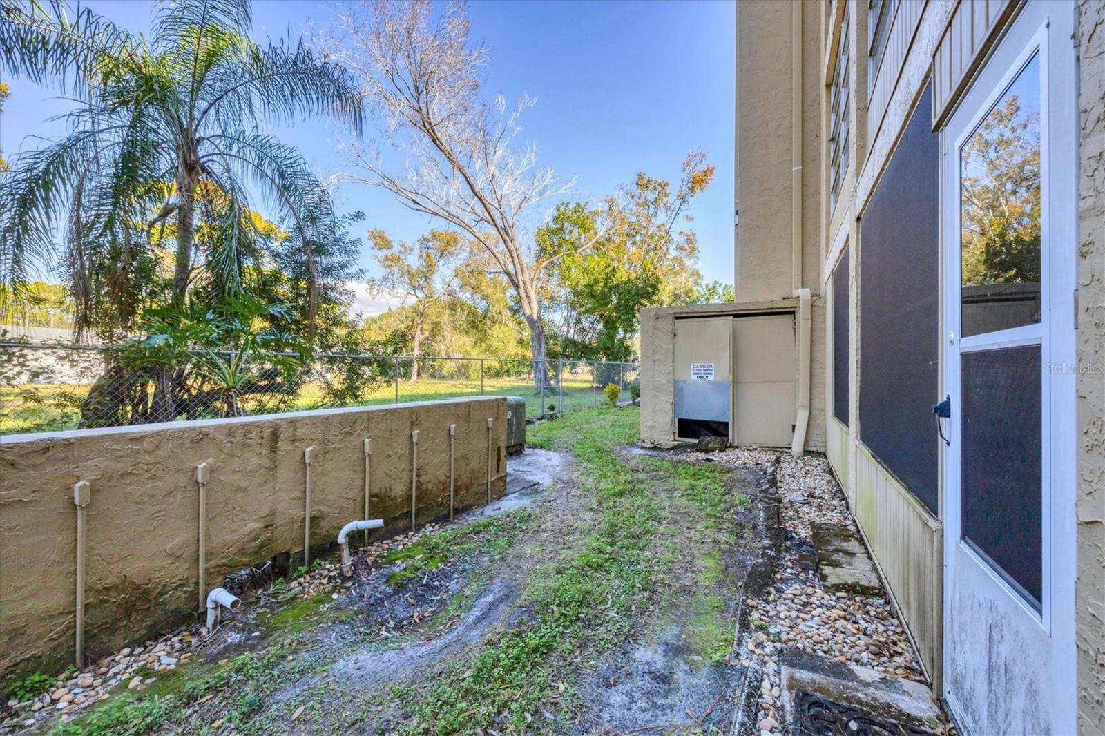 A4679503 Property Photo