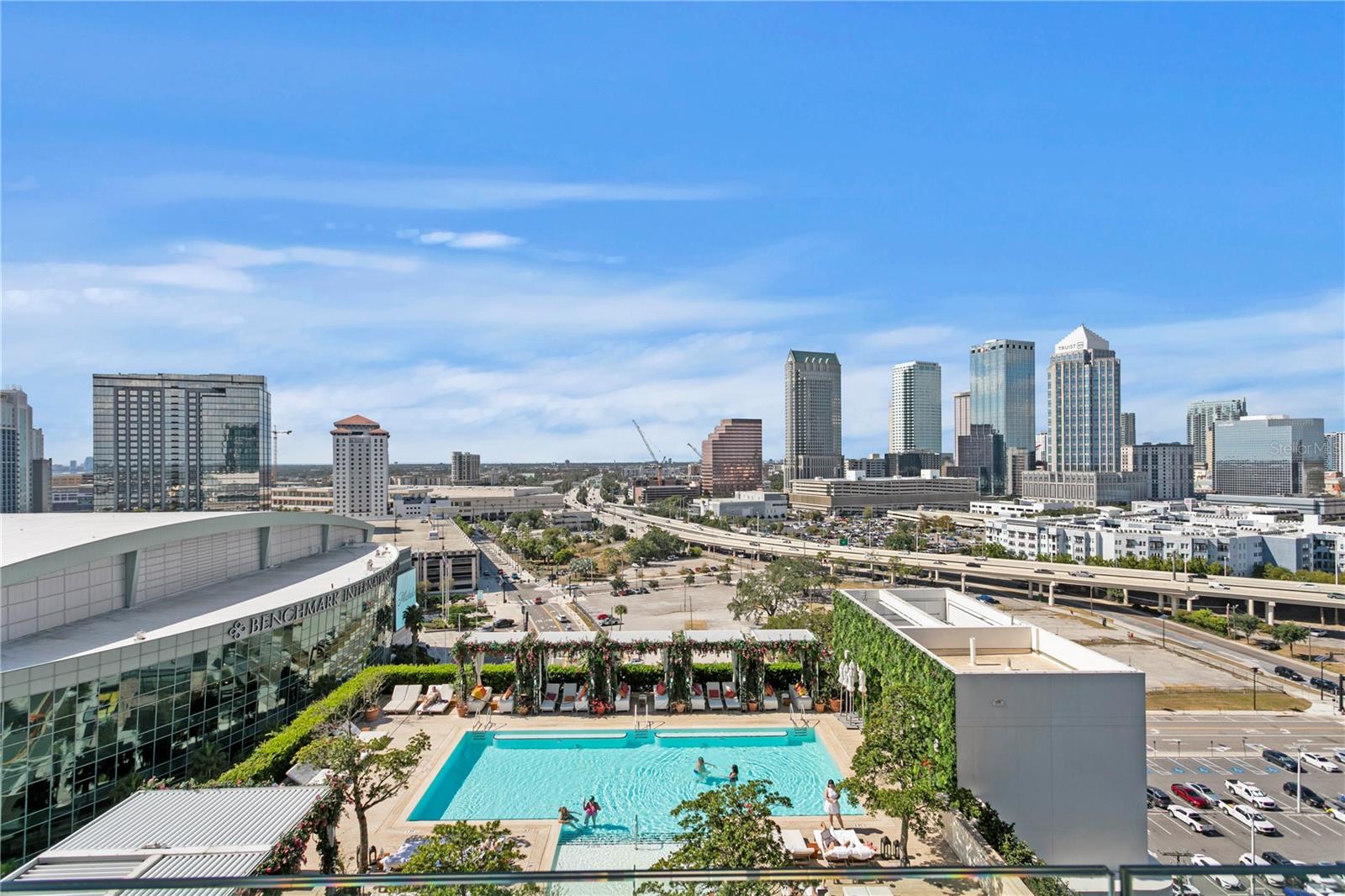 TB8467824 Property Photo