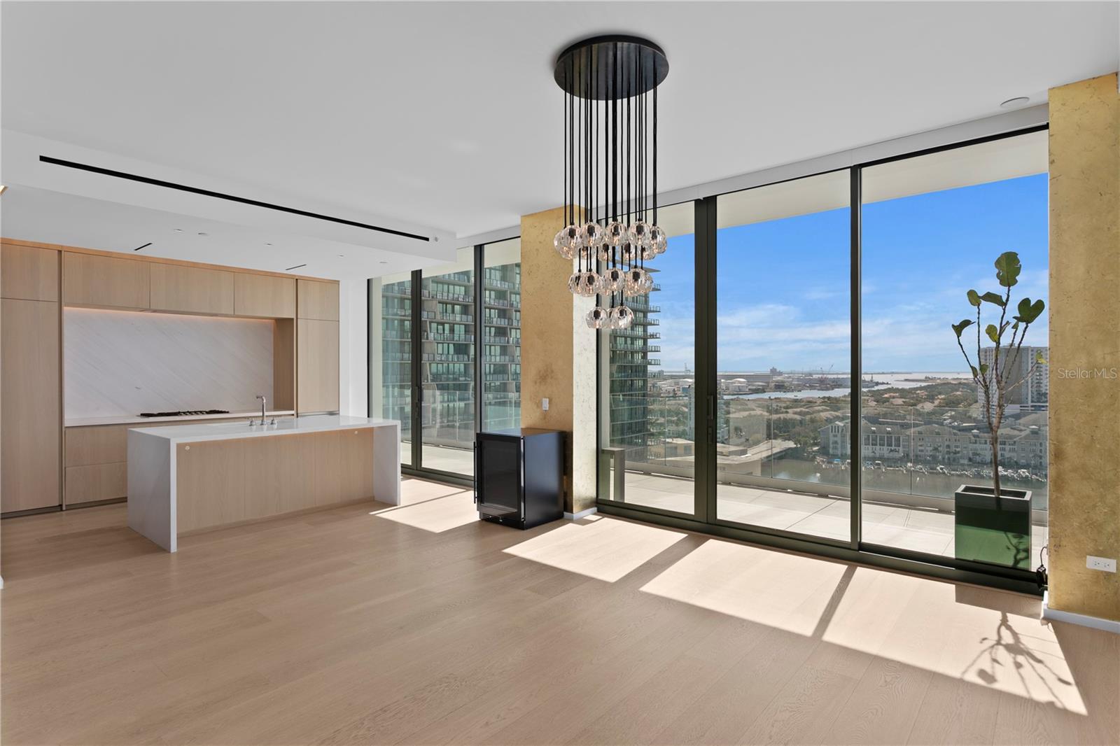 TB8467824 Property Photo