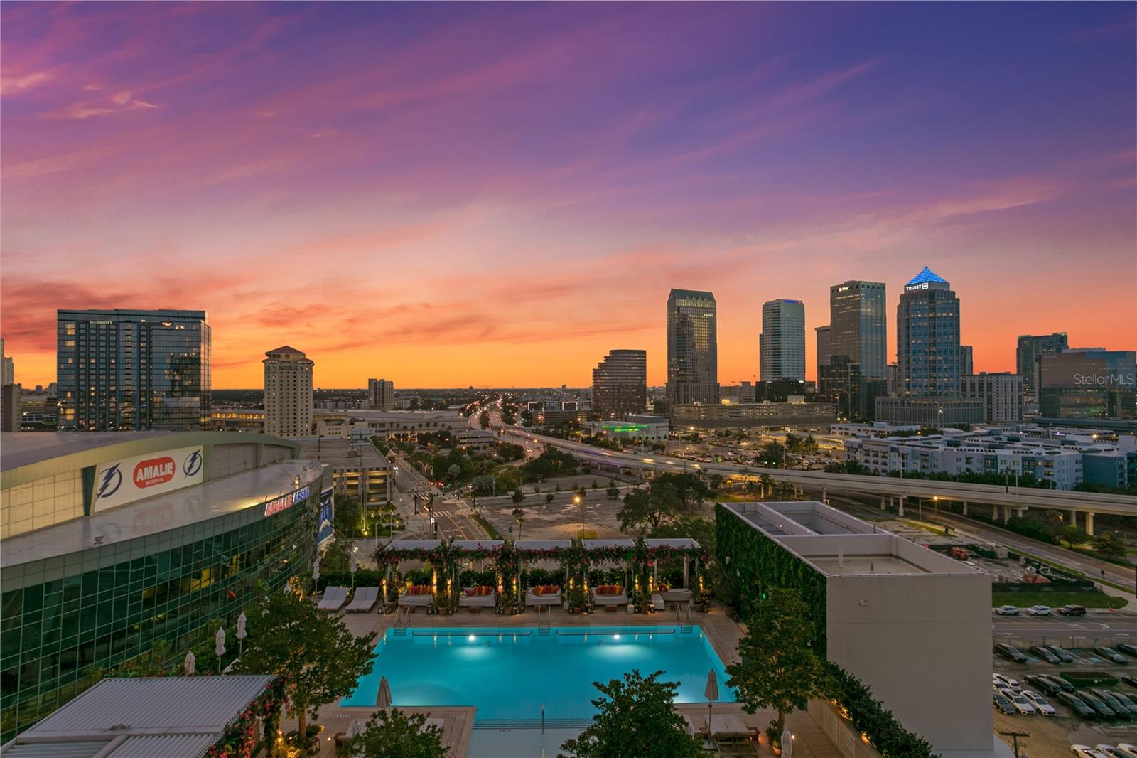 TB8467824 Property Photo